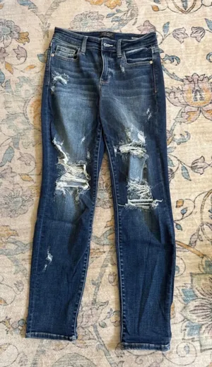 Boyfriend Jeans Judy Blue Distressed thumbnail 1