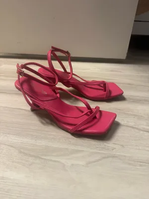 Hot Pink Dream Paris Kitten Heels thumbnail 2