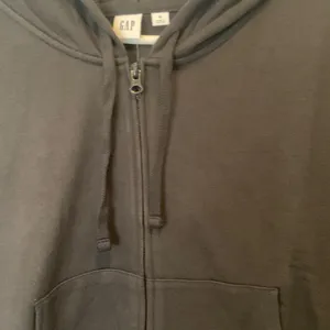 GAP Hooded Black Crop Sweater, NWT, size M thumbnail 4