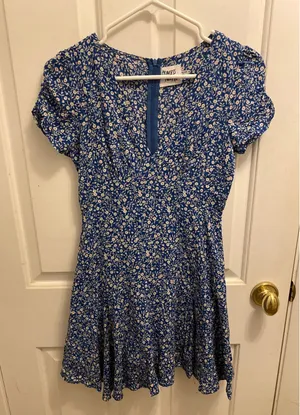 Princess Polly Women Blue Floral Short Sleeve V-Neck The Sting Mini Dress Size 2 thumbnail 1