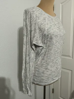 Lululemon Long Sleeve thumbnail 4
