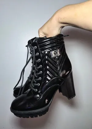 G by Guess Black Patent Lace-Up Chunky Heel Combat Boots 8.5 thumbnail 1
