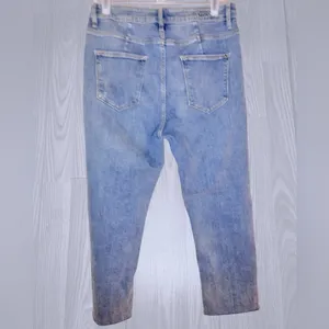 VIGOSS Women’s Straight Leg Light Wash Jeans thumbnail 3