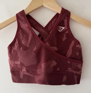 Gymshark Maroon Camo Adapt Strappy Back Seamless‎ Athletic Sports Bra Sz XS thumbnail 1