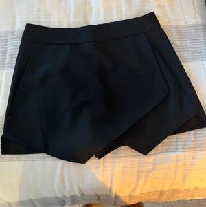 AQUA Skort Black thumbnail 4