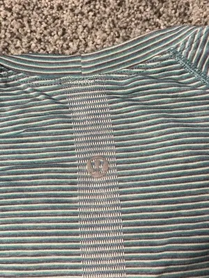 Striped Lululemon short sleeve Swiftly thumbnail 4