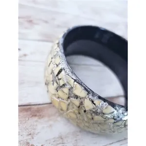 Vintage Bracelet - Dark Cream & Silver Tone Crackled Design (Damaged) thumbnail 3
