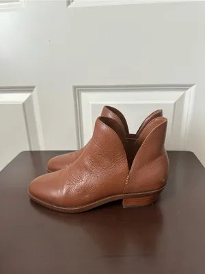 Lauren Ralph Lauren Prestyn Bootie Size 7 thumbnail 2