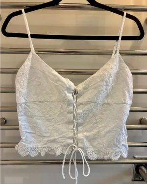 white ZARA floral embroidered tank top thumbnail 1