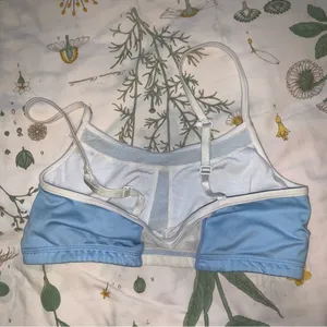 Brooks sports bra thumbnail 2