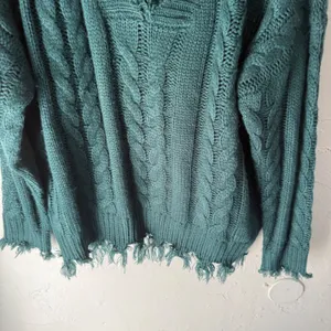 Entro Womens M Green Cable Knit V Neck Distressed Fringe‎ Sweater Boho Western thumbnail 3