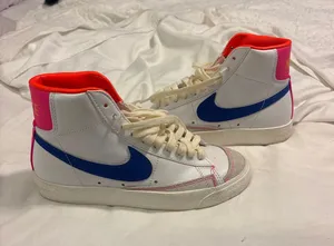 Multicolor Nike blazers thumbnail 1