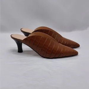 $289 NWT Club Monaco Mule Heels Women's Sz 7 Brown Croc Embossed Pointed Toe thumbnail 14