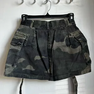 Camo skirt Multiple Size XS thumbnail 4