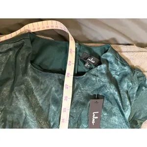 NWT Lulus Size Medium Let Me Entertain You Dark Green Satin‎ Wide-Leg Jumpsuit thumbnail 9