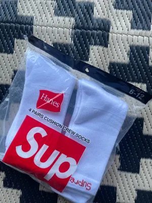 Supreme thumbnail 3