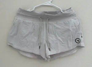 Vuori Seabreeze Shorts Small thumbnail 1