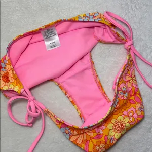 Wild Fable‎ Pink and Orange Floral Bikini Size M thumbnail 6