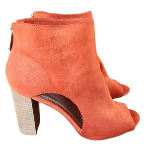 Charles by Charles David Peep Toe Booties‎ thumbnail 6