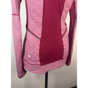 Lululemon 1/4 Zip Top Womans Size 6 Bumble Berry Run for Gold Pullover Yoga thumbnail 4