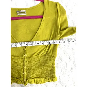 Urban Outfitters Chartreuse Bayside Smocked Button-front Cropped Blouse S thumbnail 8