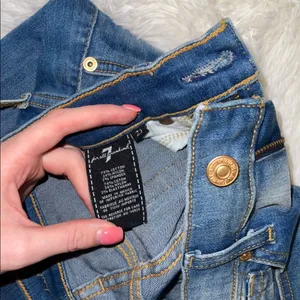 7 For All Mankind Cropped Jeans thumbnail 4