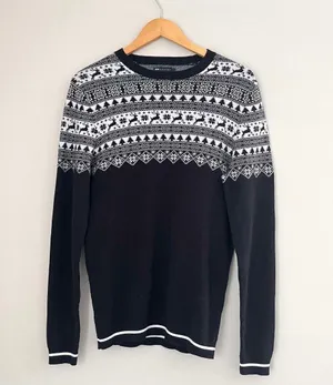 ASOS Design Knitted Fairisle Sweater Winter Christmas Print Size Small thumbnail 1