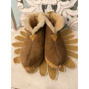 LL Bean Womens Wicked Good Slippers size 9 Classic Brown Shearling‎ Lined thumbnail 2