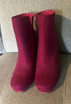 Shoe Dazzle fuchsia Suede Ankle Booties thumbnail 1