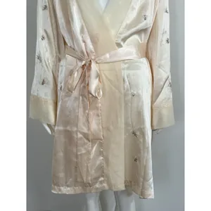 Morgan Taylor Women's Size XL Satin Cream Floral Kimono Robe Belt Embroidered thumbnail 5