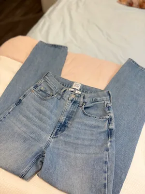 BDG High-Rise Jeans thumbnail 4
