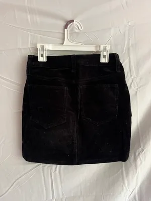 Kohl’s Black Zip Up Skirt thumbnail 3