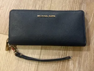 Michael Kors Wristlet Wallet Navy thumbnail 1