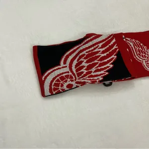 Detroit Red Wings NHL Hockey Team Logo FOCO Acrylic Winter Scarf Scarve Unisex thumbnail 4