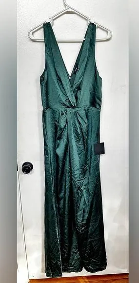 Elegant Green Satin Dress Size L thumbnail 1