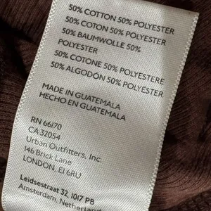 Urban Outfitters Brown Cropped Short Sleeve Shirt Women’s Medium thumbnail 3