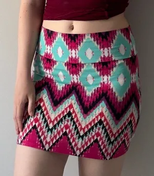 Charlotte Russe Chevron Diamond Pattern Mini Skirt 2010s Bodycon Stretch Retro M thumbnail 1