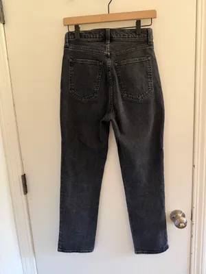 Abercrombie Ultra High-Rise Straight Jeans thumbnail 4
