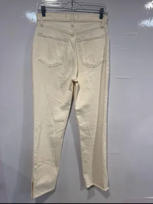 Abercrombie and Fitch 90s high rise Cream Straight-Leg Jeans thumbnail 4