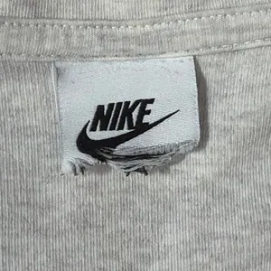 Nike Sportswear Essential Size XL Short-Sleeve Cropped Polo Heather Gray Swoosh thumbnail 5