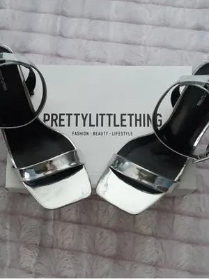 PrettyLittleThing Silver Mirror Block Heel Sandals thumbnail 2