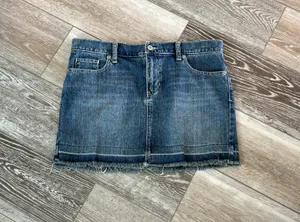 Old Navy Sz 8 Way Too Cute Blue Jean Mini Skirt thumbnail 1