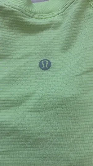 Lululemon Top thumbnail 4