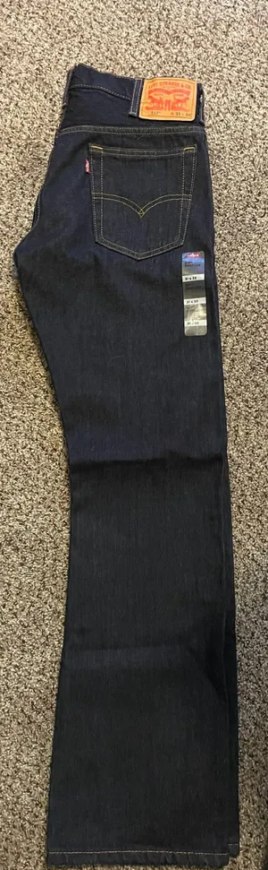 Levi’s Pants thumbnail 2