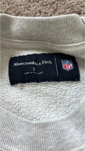Abercrombie Sweatshirt Crewneck thumbnail 2
