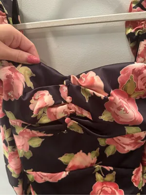 House of CB Amaryllis Rose Print Puff Shoulder Dress Size XS thumbnail 6
