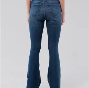 Hollister high rise flare jeans thumbnail 4
