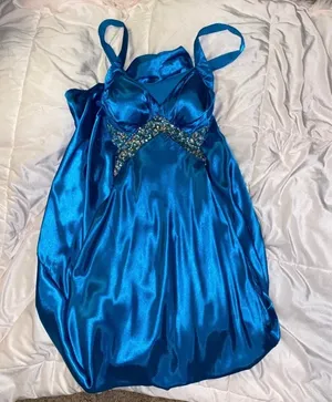 Prom Dress thumbnail 4