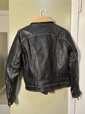 Studio M Women’s Size XS Faux Leather Jacket Black Sherpa Textured Wool Trim thumbnail 7