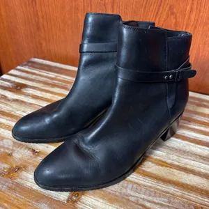 Clarks Womens Black Leather Ankle Boots Buckle Strap Side Zip Block‎ Heel 9.5M thumbnail 2